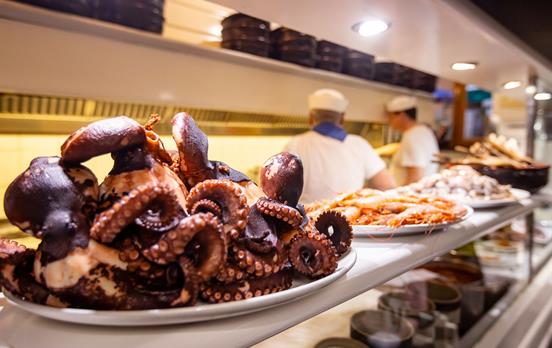 Refuel with fresh seafood