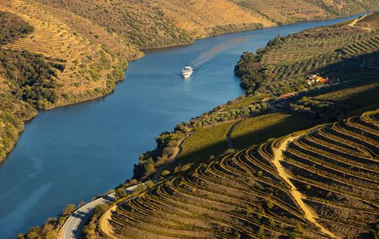 Schiffsfahrt Porto-Peso de Regua