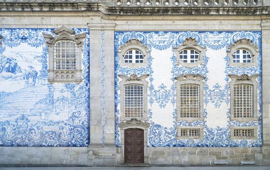Stunning architecture in Porto
