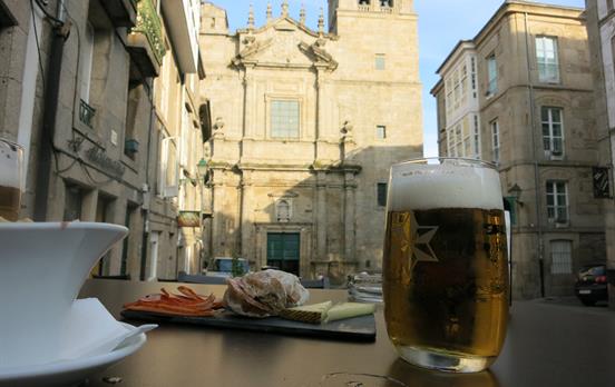 End with tapas and a beer in Santiago