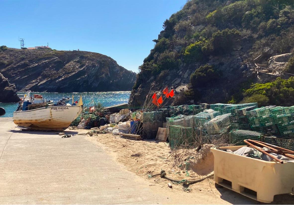Thriving fishing culture along the Rota V