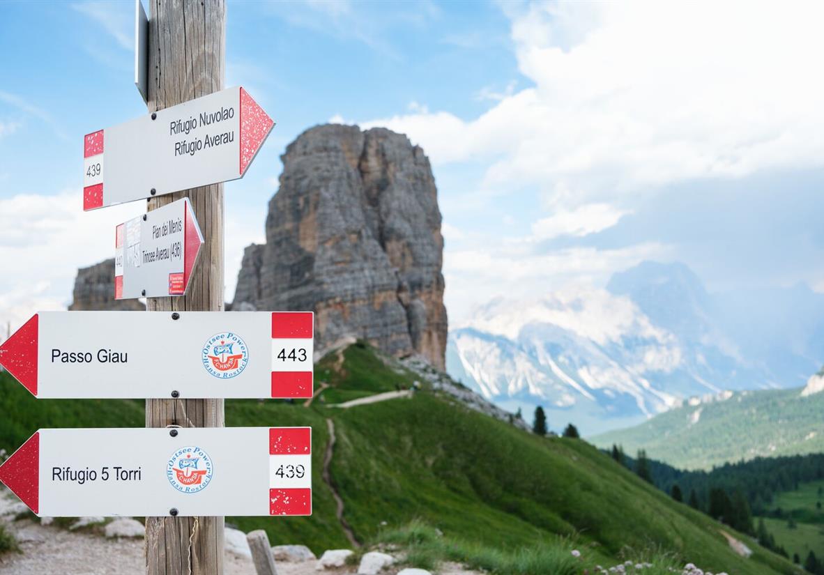 1500x1000images-DolomitesAV1Shoot034