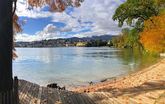 Walking in Lugano&apos;s Parco Ciani
