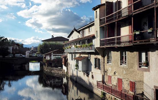 Spend time in St. Jean-Pied-de-Port