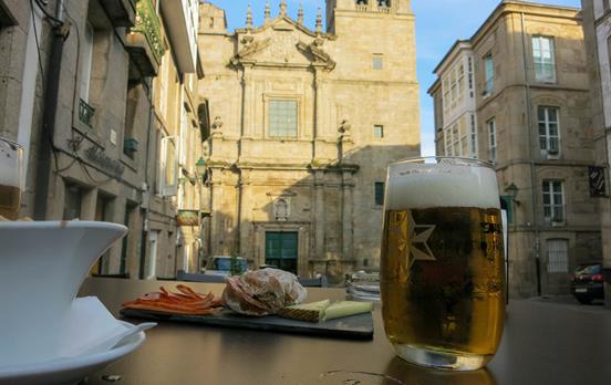 End with tapas and a beer in Santiago