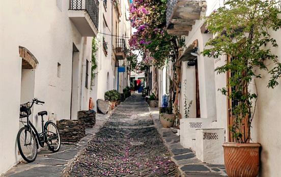 A street in Cadaques - Dali's favourite village
