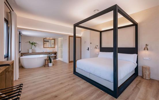 Contemporary rooms at the Palau Macelli