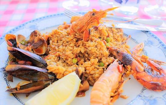 Enjoy delicious seafood with Mediterranean views