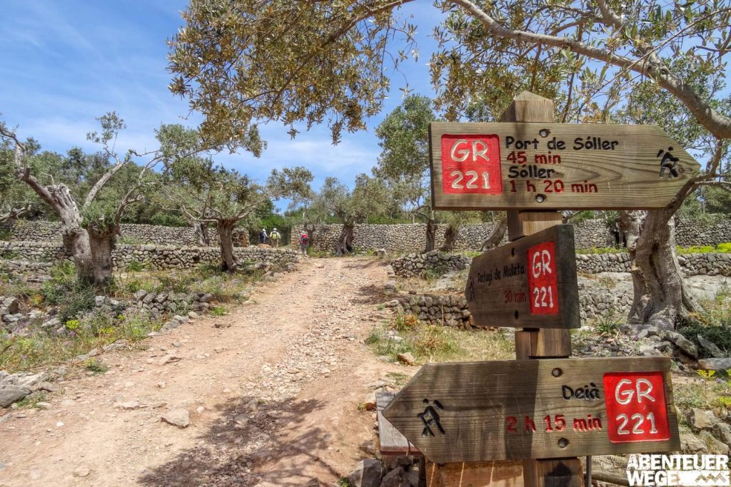 Wegweiser auf dem GR221
