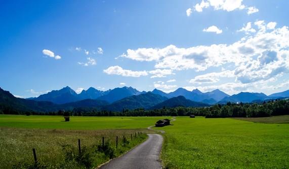 Why Choose Macs Adventure to book your walking holiday in Germany?