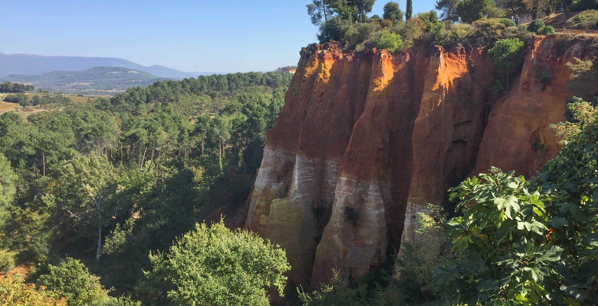 What books to pack for a holiday in Provence 