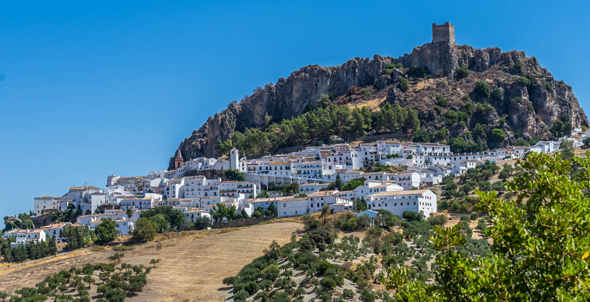 8 Postcards from the Pueblos Blancos!