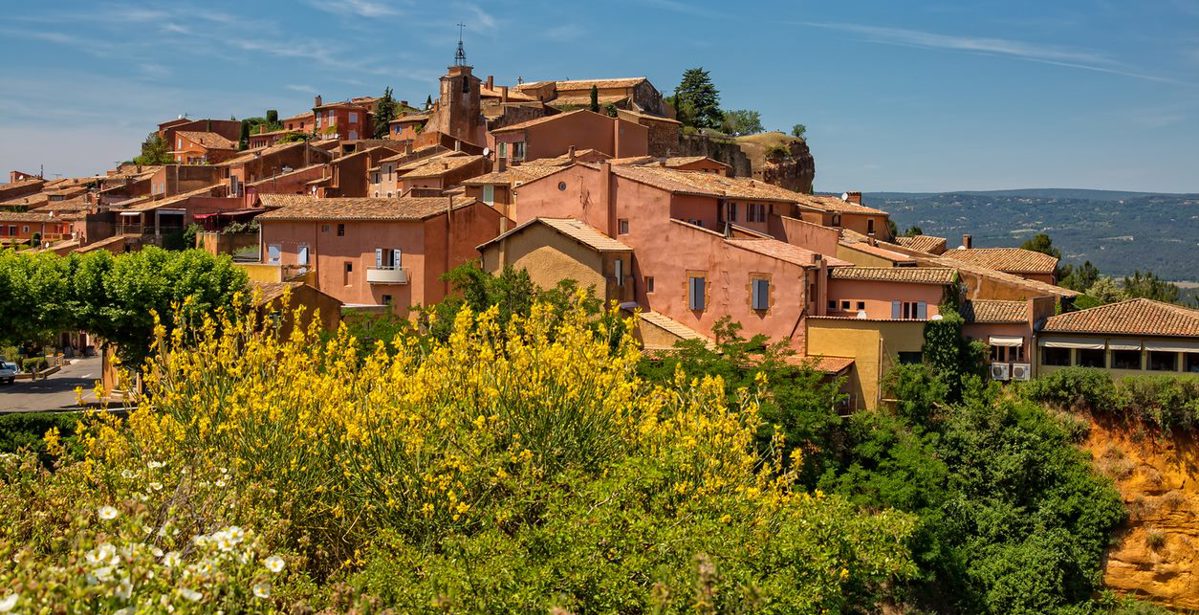 9 Reasons for a Spring Holiday in Provence