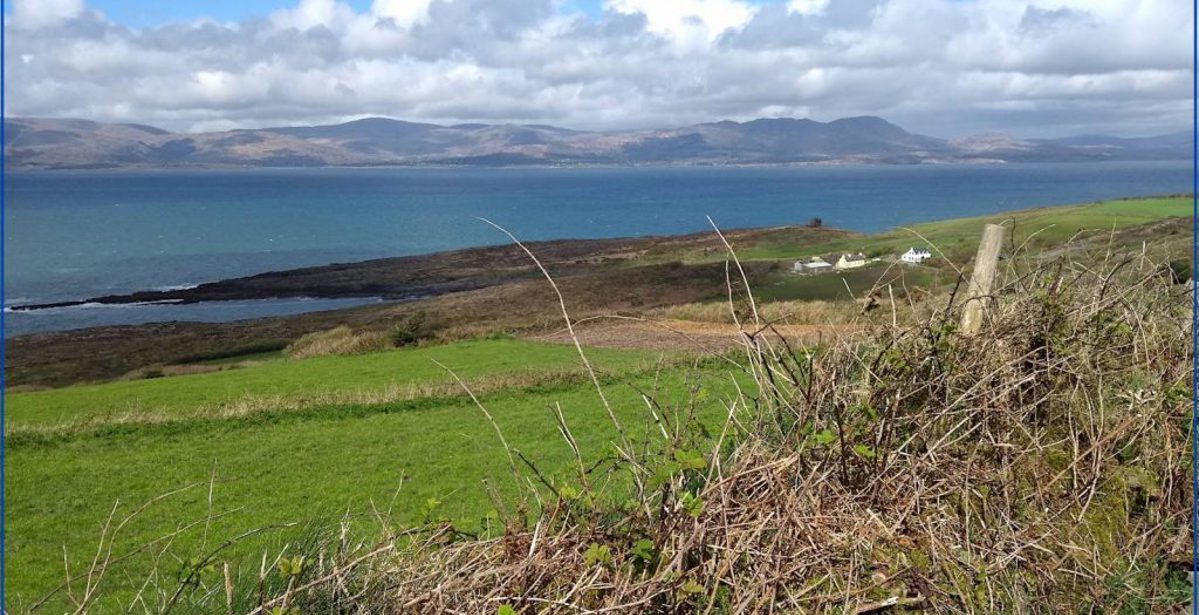 Hiking the Sheep's Head Peninsula in Ireland